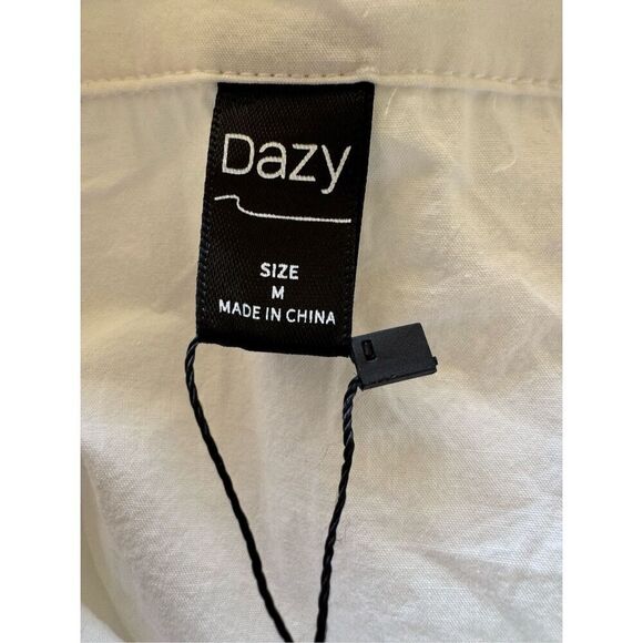 Dazy women’s M white button up shirt NWT long sleeve top classic - Picture 6 of 7